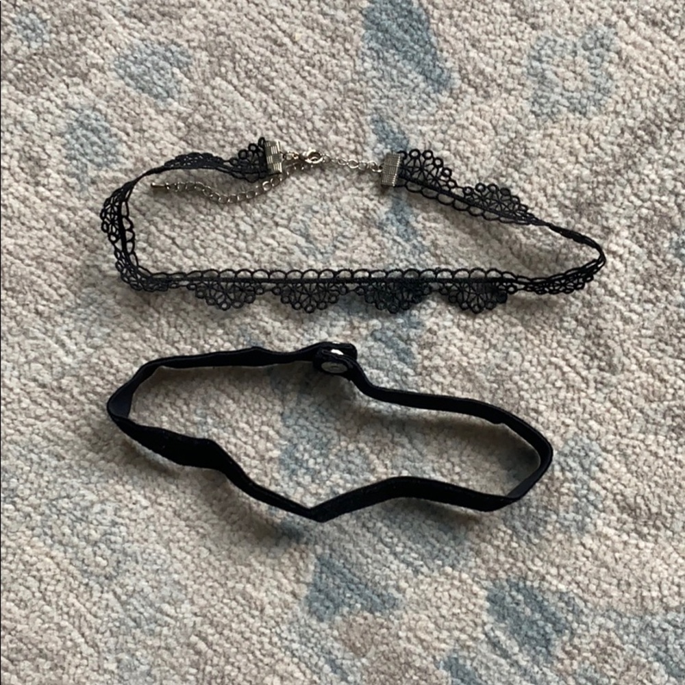 2 chokers - Picture 3 of 3